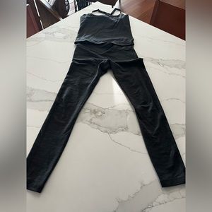 Outdoor voices legging and cami with built in bra set. 24 in inseam